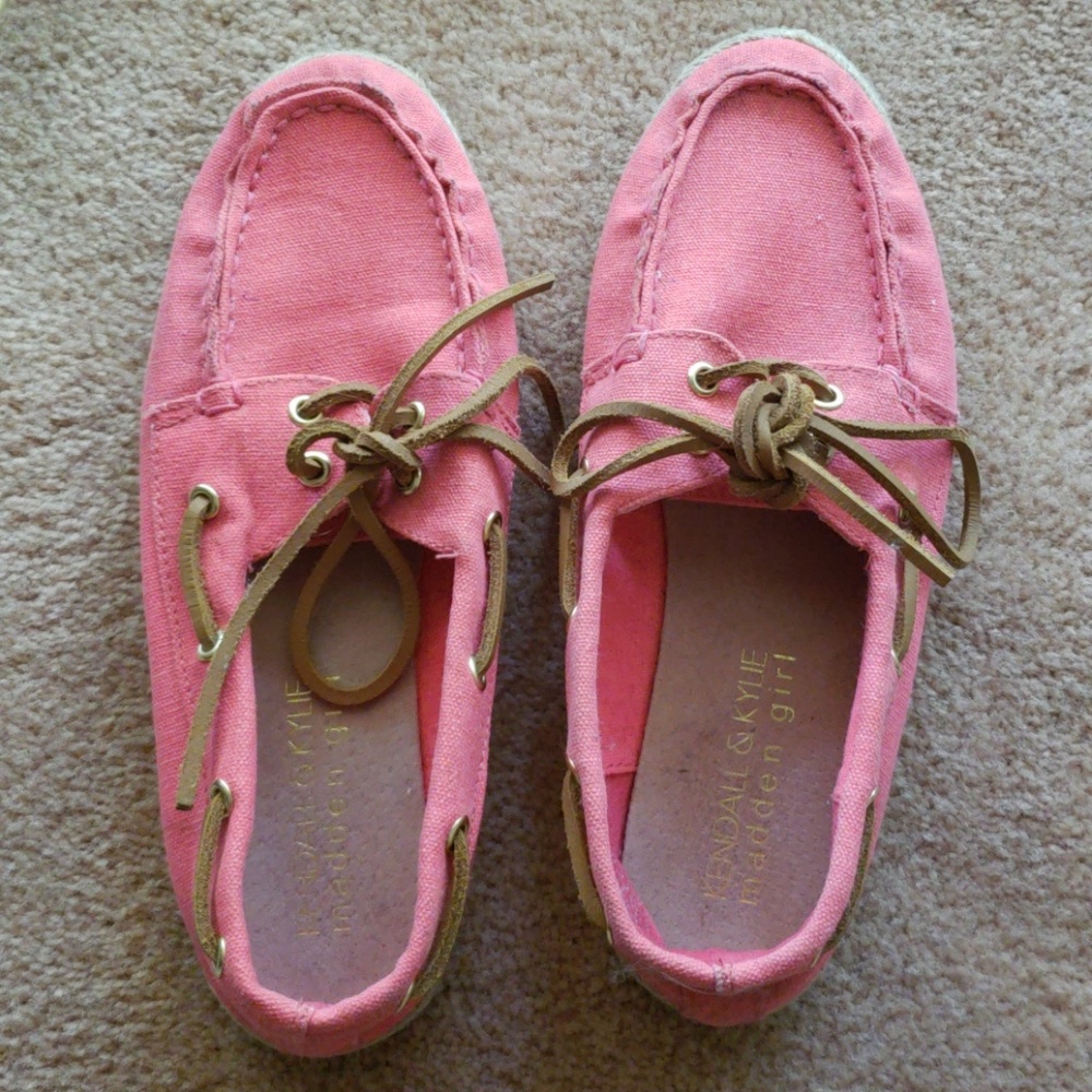 Kendall & Kylie Pink Canvas Boat Shoes